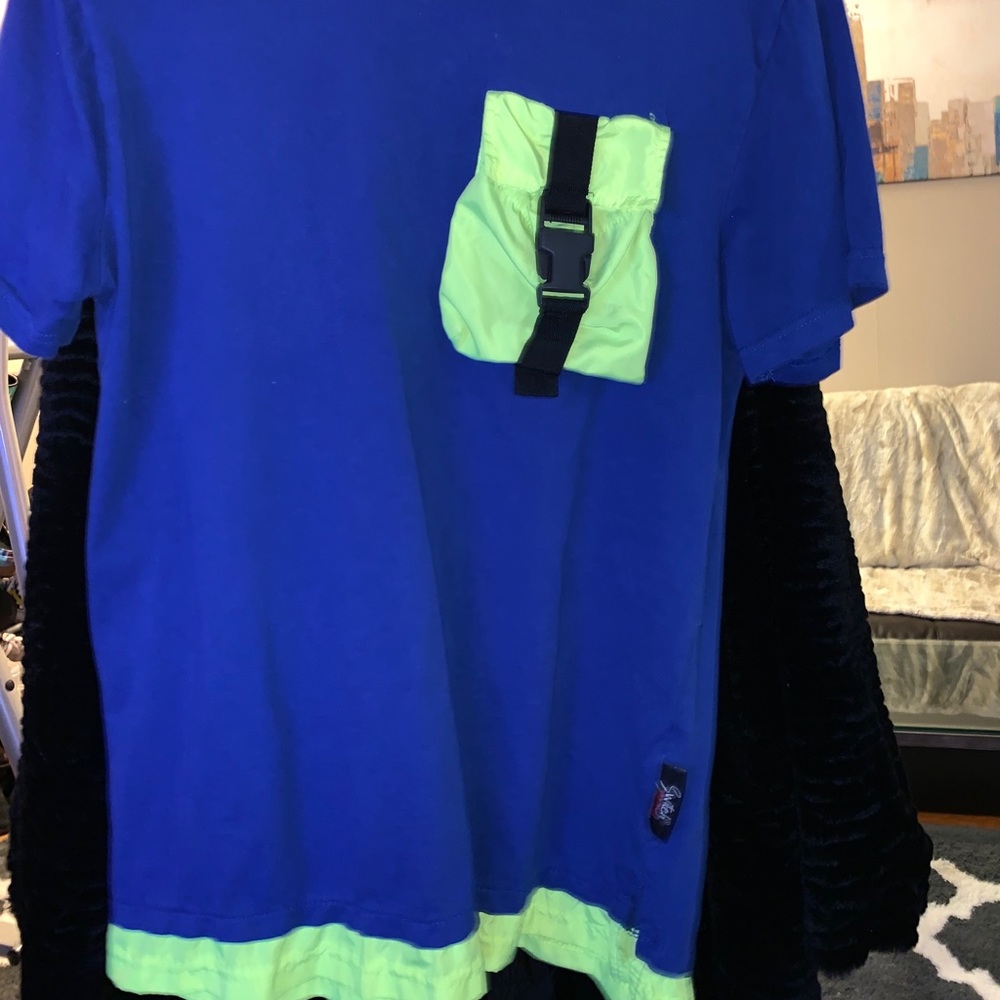 t shirt